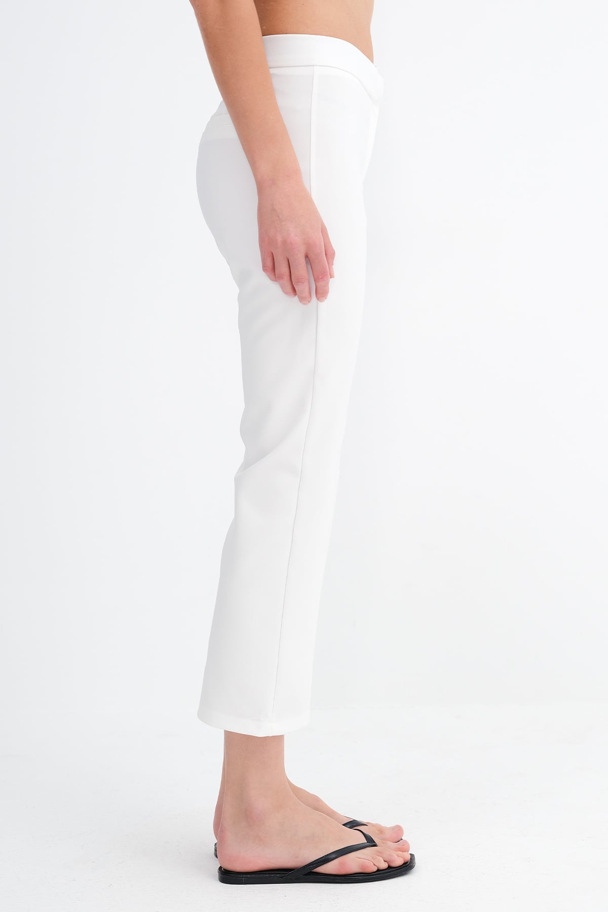 Ecru_Elastic-Waist-Pants-addax