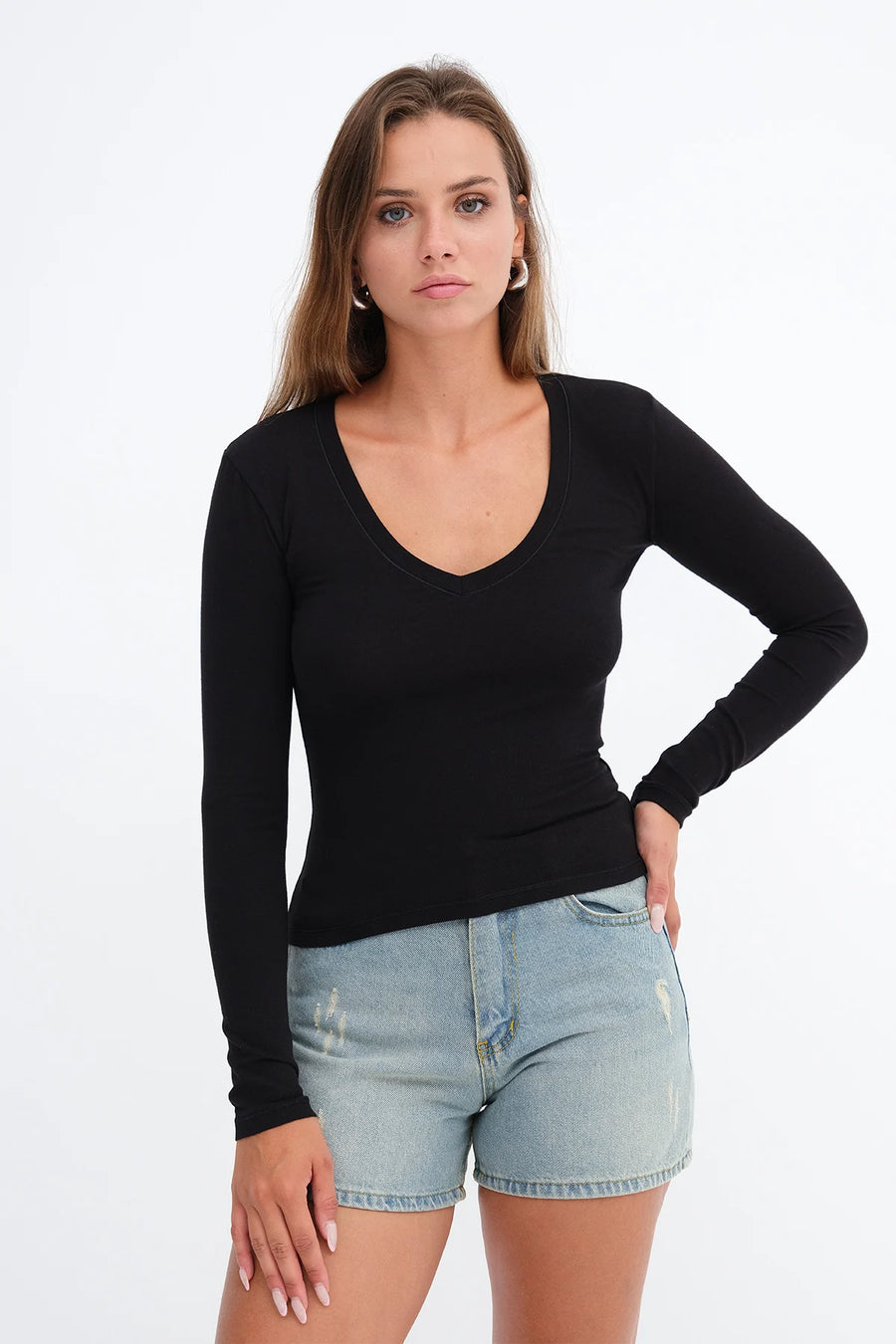 Black_Long-Sleeve-T-shirt-addax