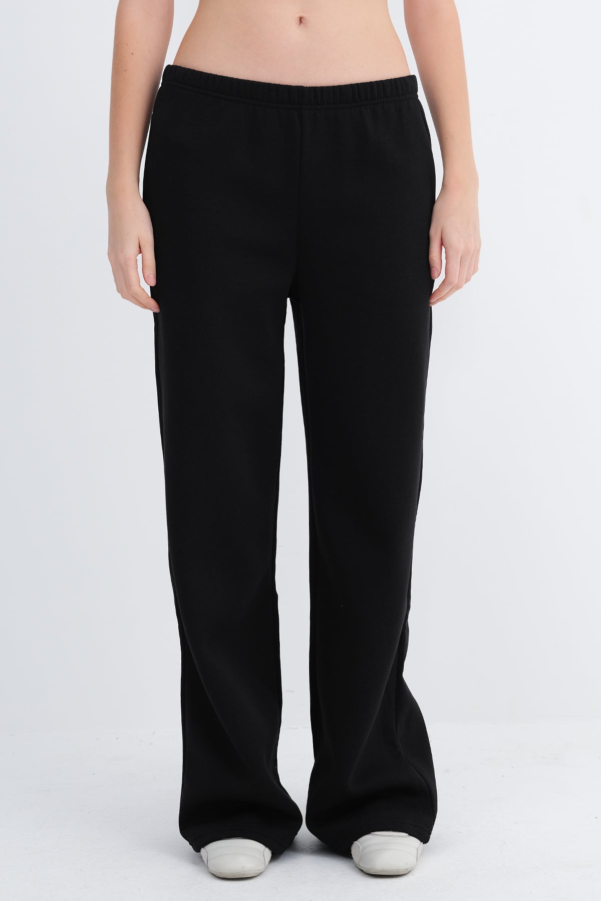 Black_Fleece-Joggers-addax