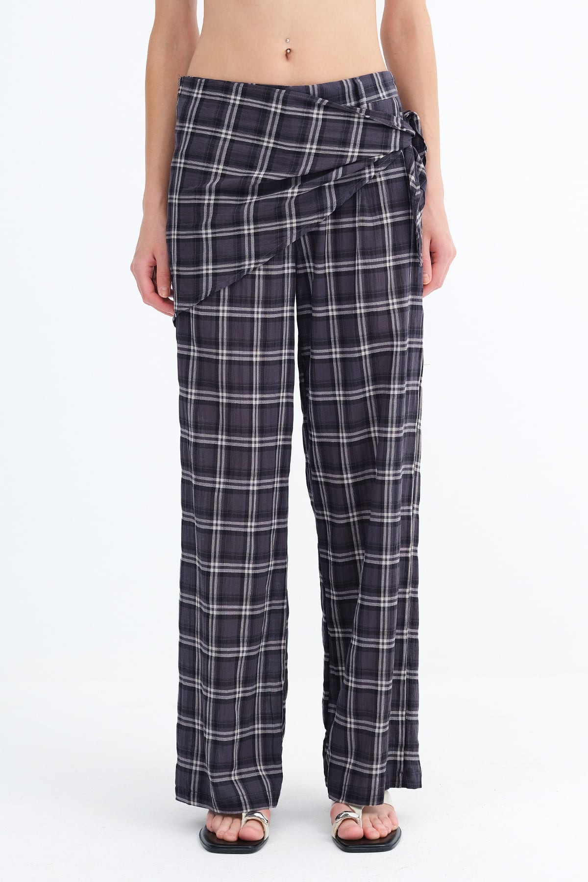 Dark-Night-Blue_Checked-Tie-Front-Trousers-addax