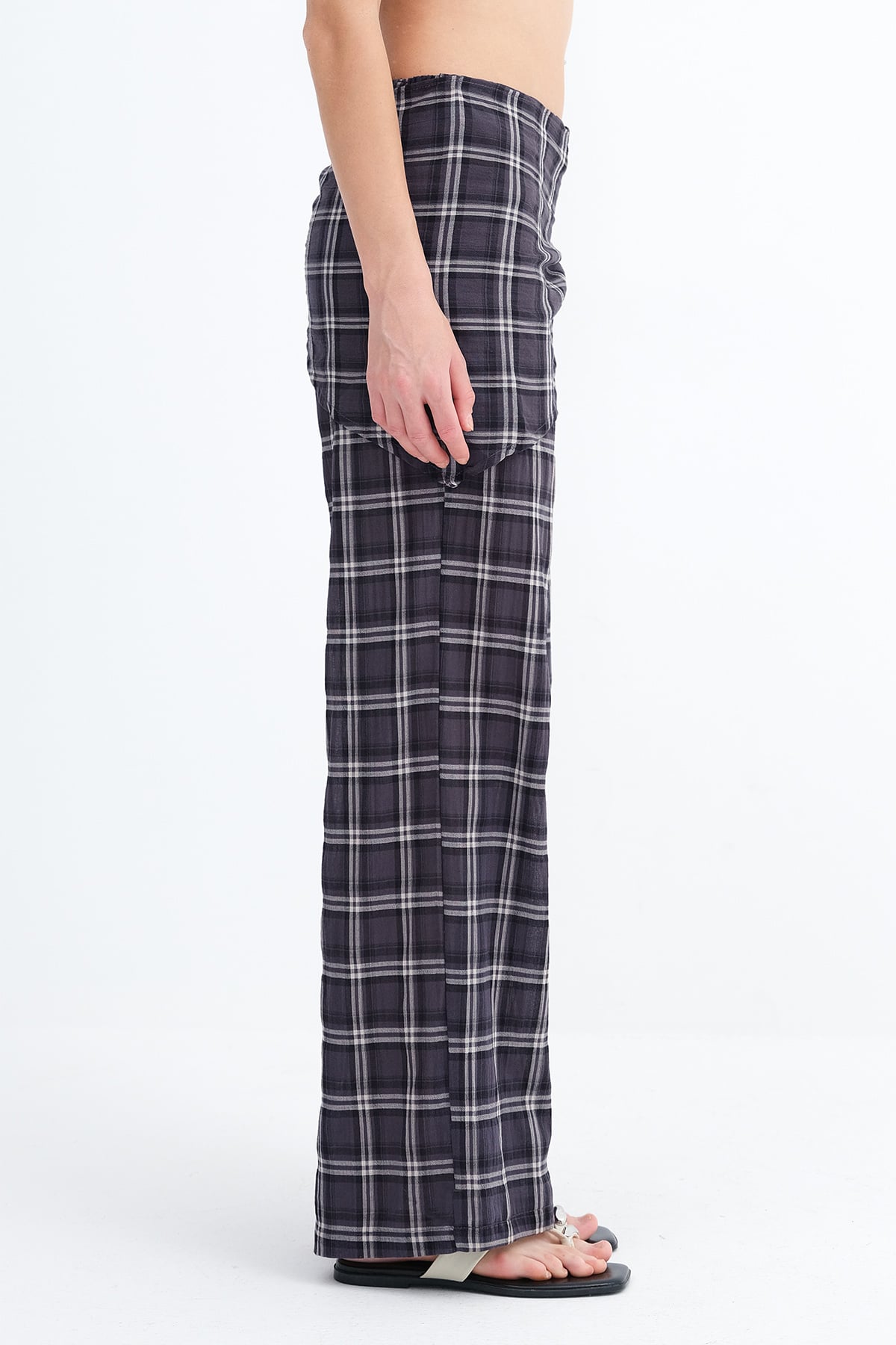 Dark-Night-Blue_Checked-Tie-Front-Trousers-addax
