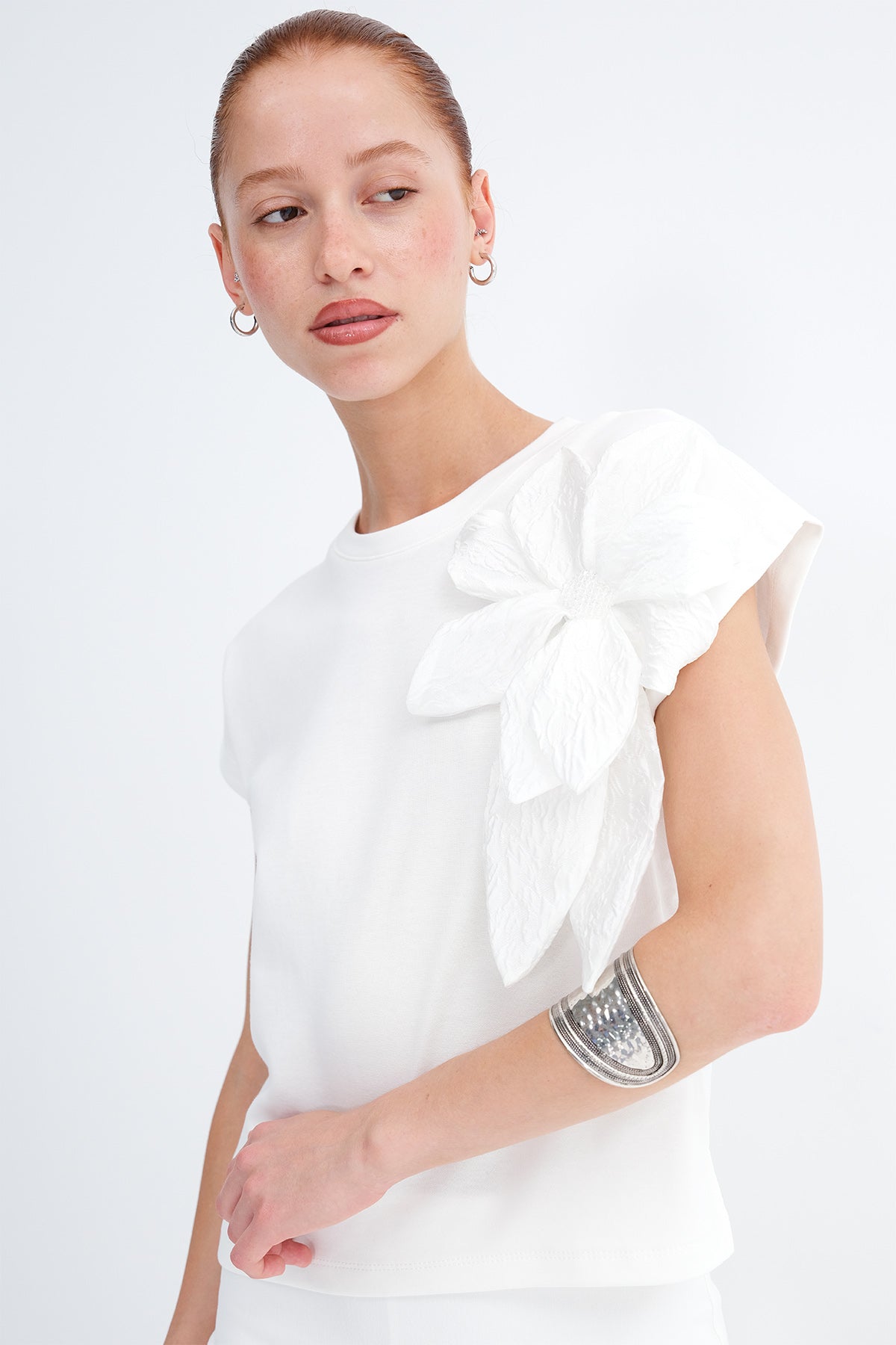 Ecru_Flower-Embellished-T-Shirt-addax