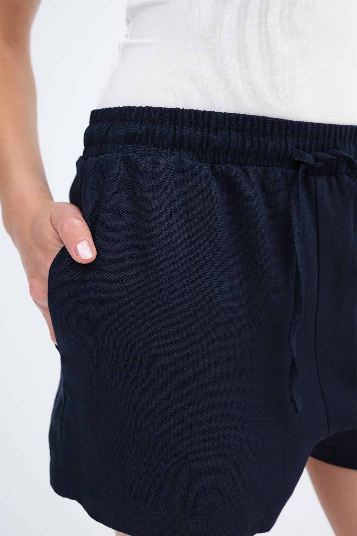 Dark-Night-Blue_Elastic-Waist-Linen-Shorts-addax