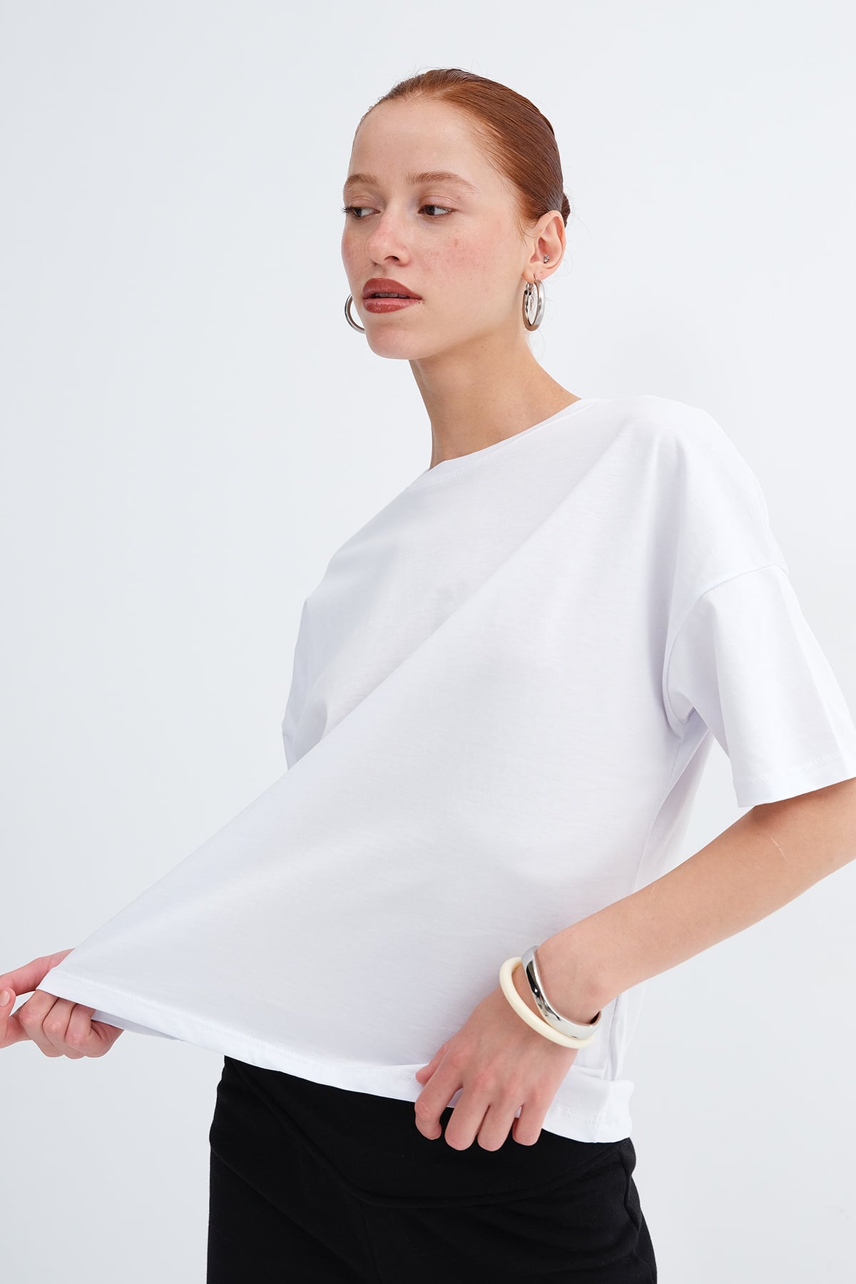 White_Short-Sleeve-Basic-T-Shirt-addax