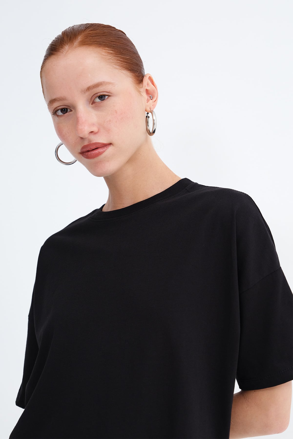 Black_Short-Sleeve-Basic-T-Shirt-addax