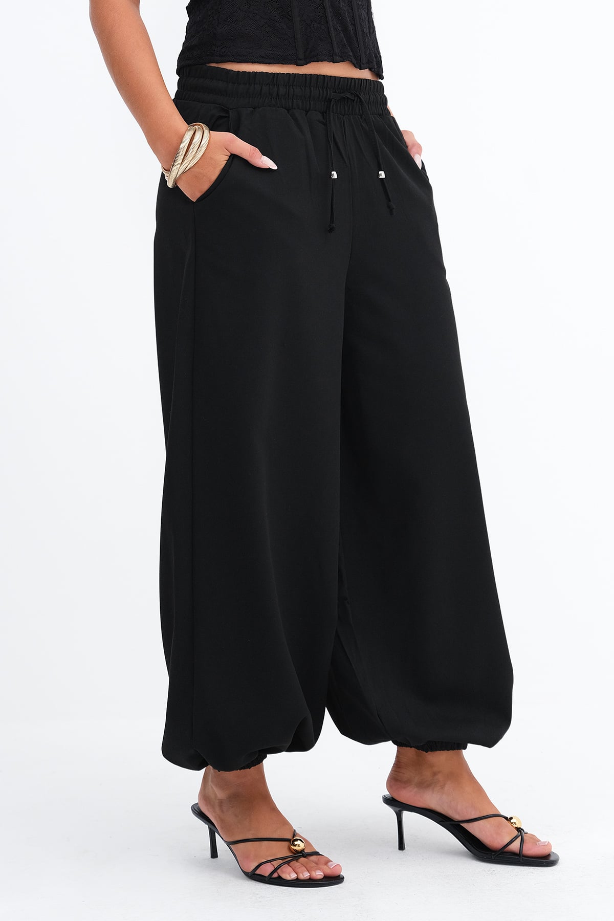 Black_Beli-Lastikli-Balon-Pantolon-PN02635-addax