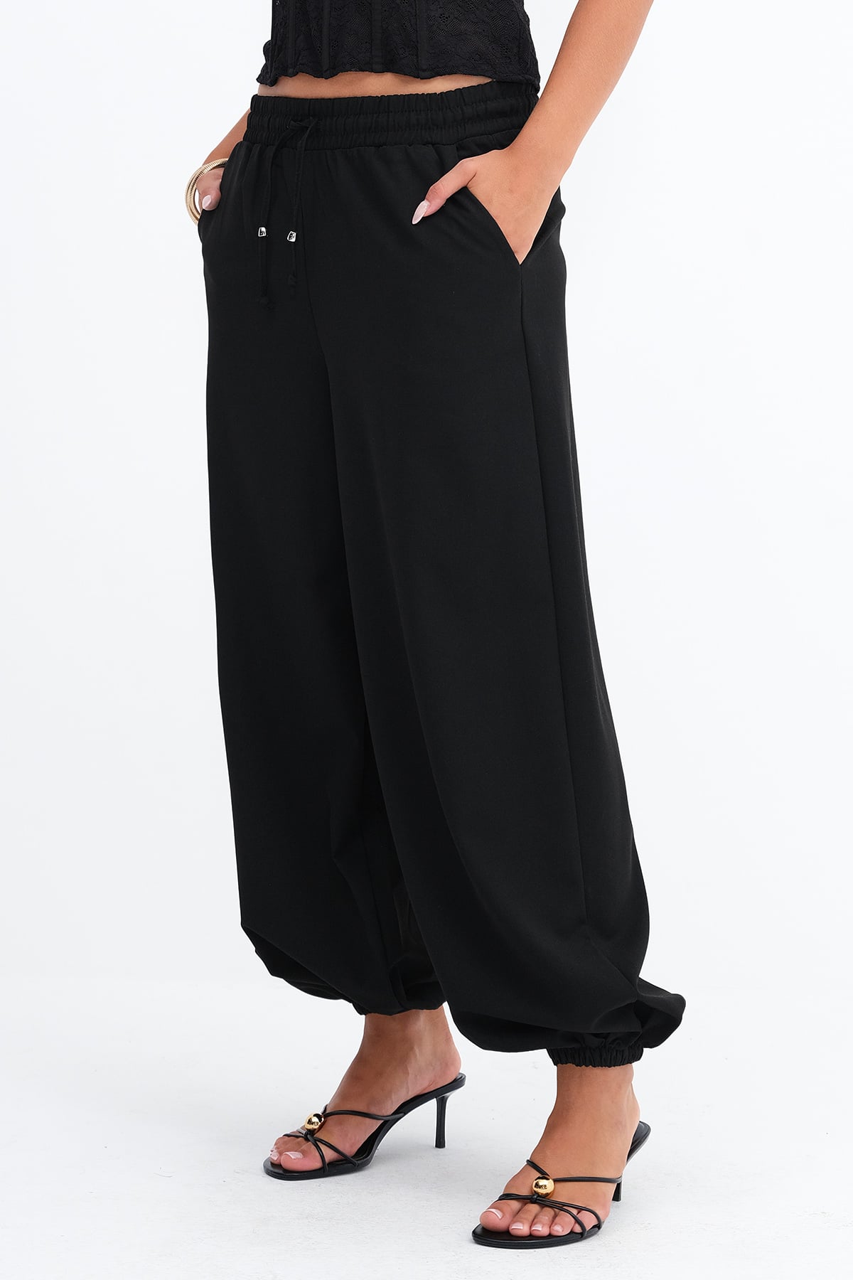 Black_Beli-Lastikli-Balon-Pantolon-PN02635-addax