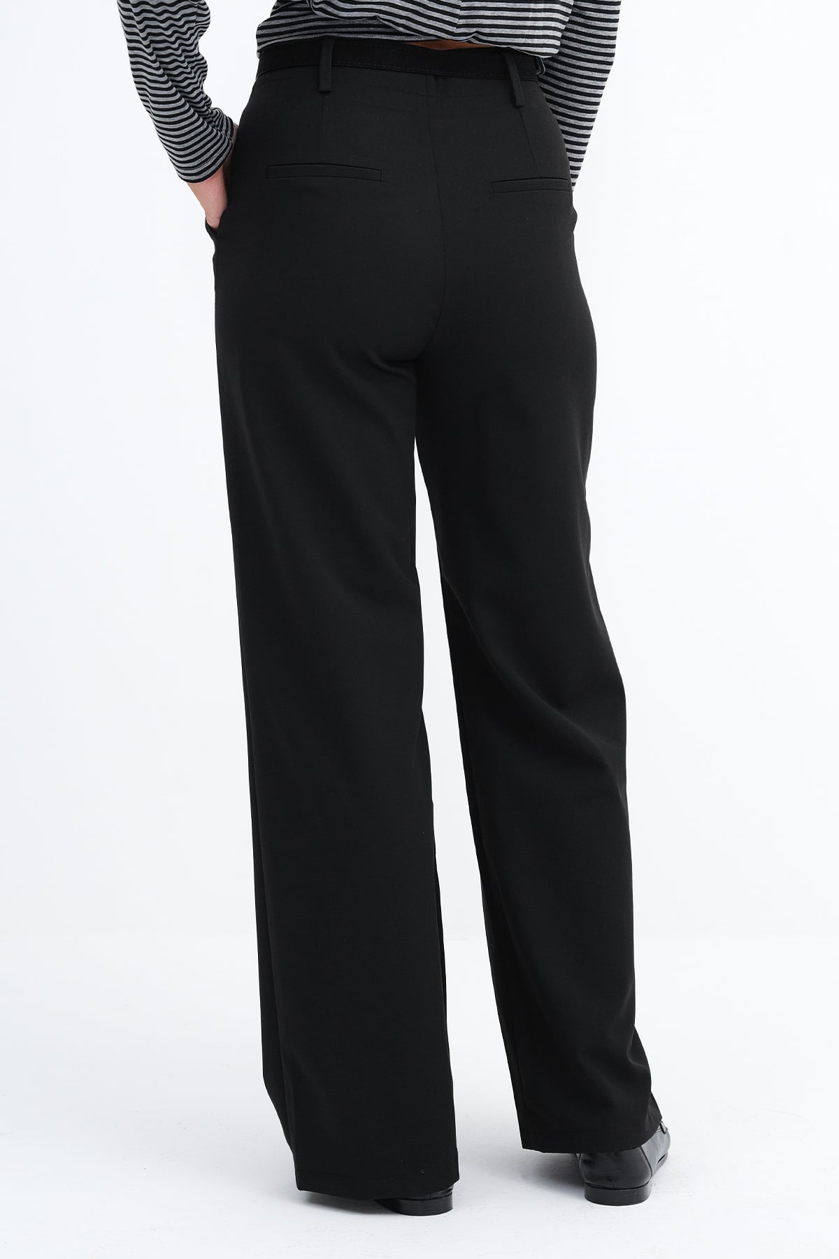 Black_Kemerli-Wide-Leg-Pantolon-PN02591-addax