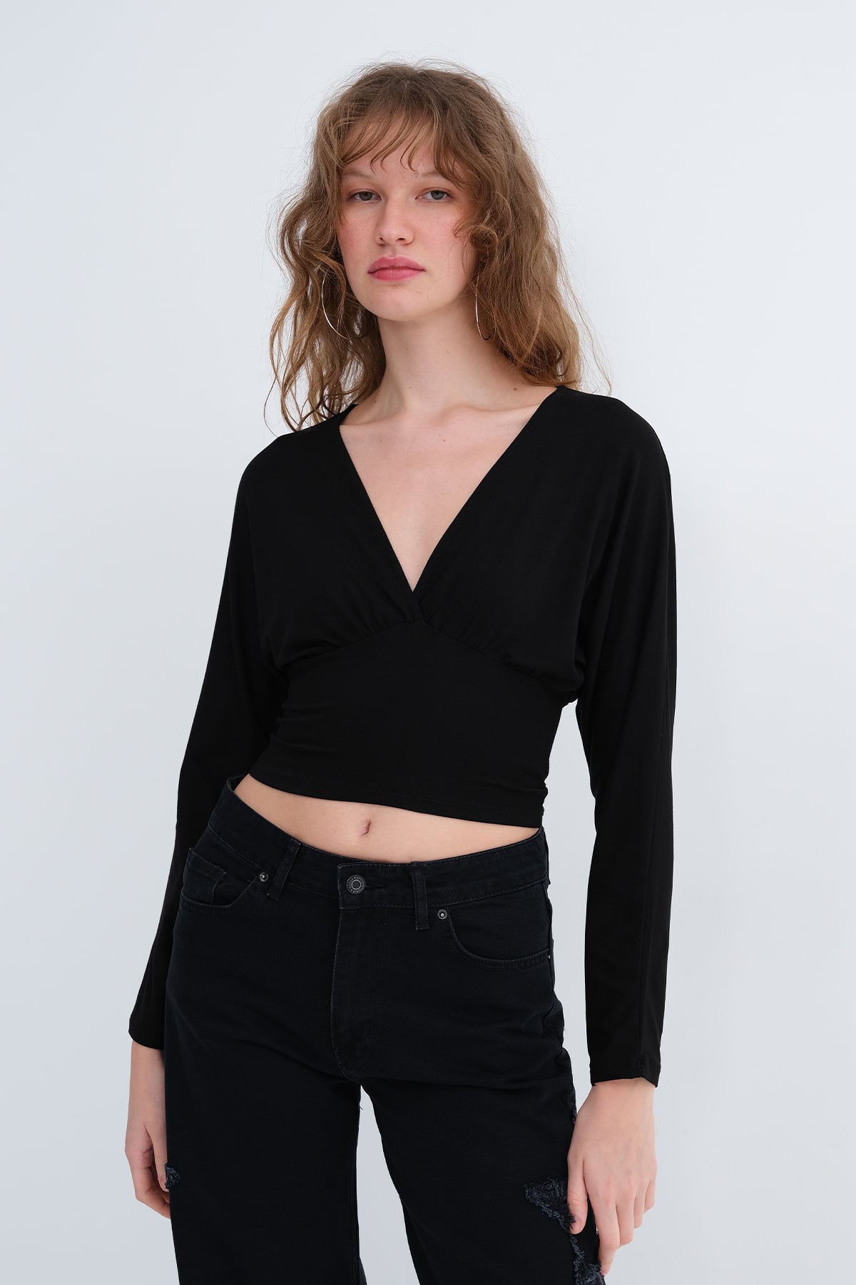 Black_V-Neck-Long-Sleeve-Blouse-addax