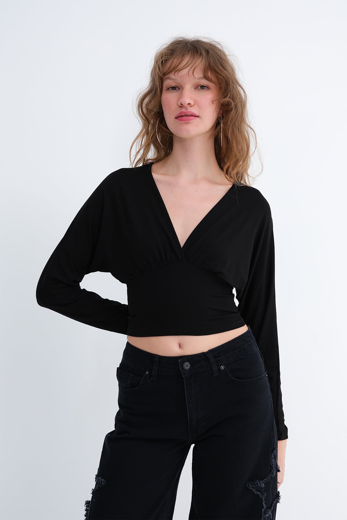 Black_V-Neck-Long-Sleeve-Blouse-addax