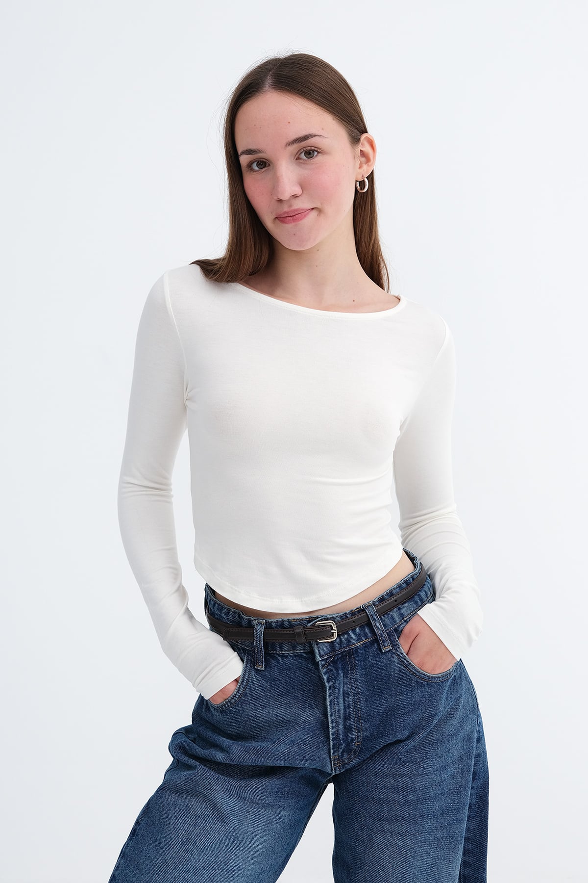 Ecru_Crew-Neck-Basic-Blouse-addax