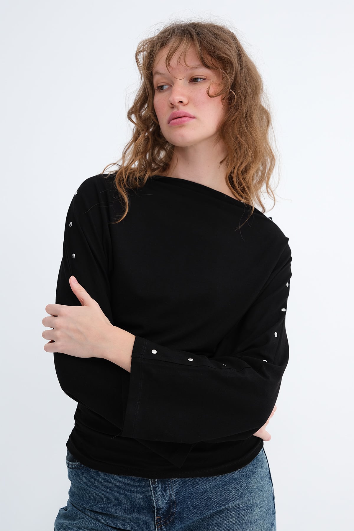 Black_Stud-Detail-Long-Sleeve-Blouse-addax