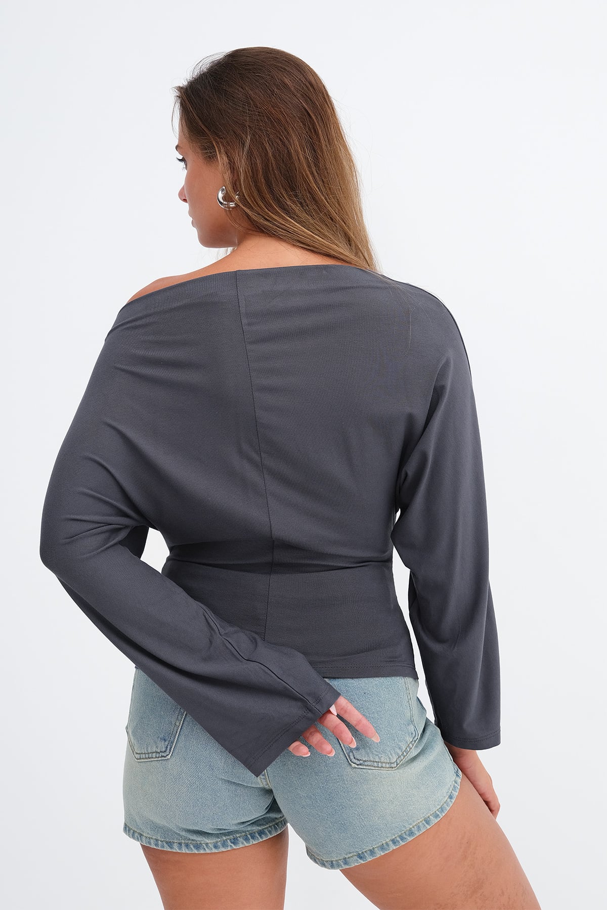 Charcoal_Stud-Detail-Long-Sleeve-Blouse-addax