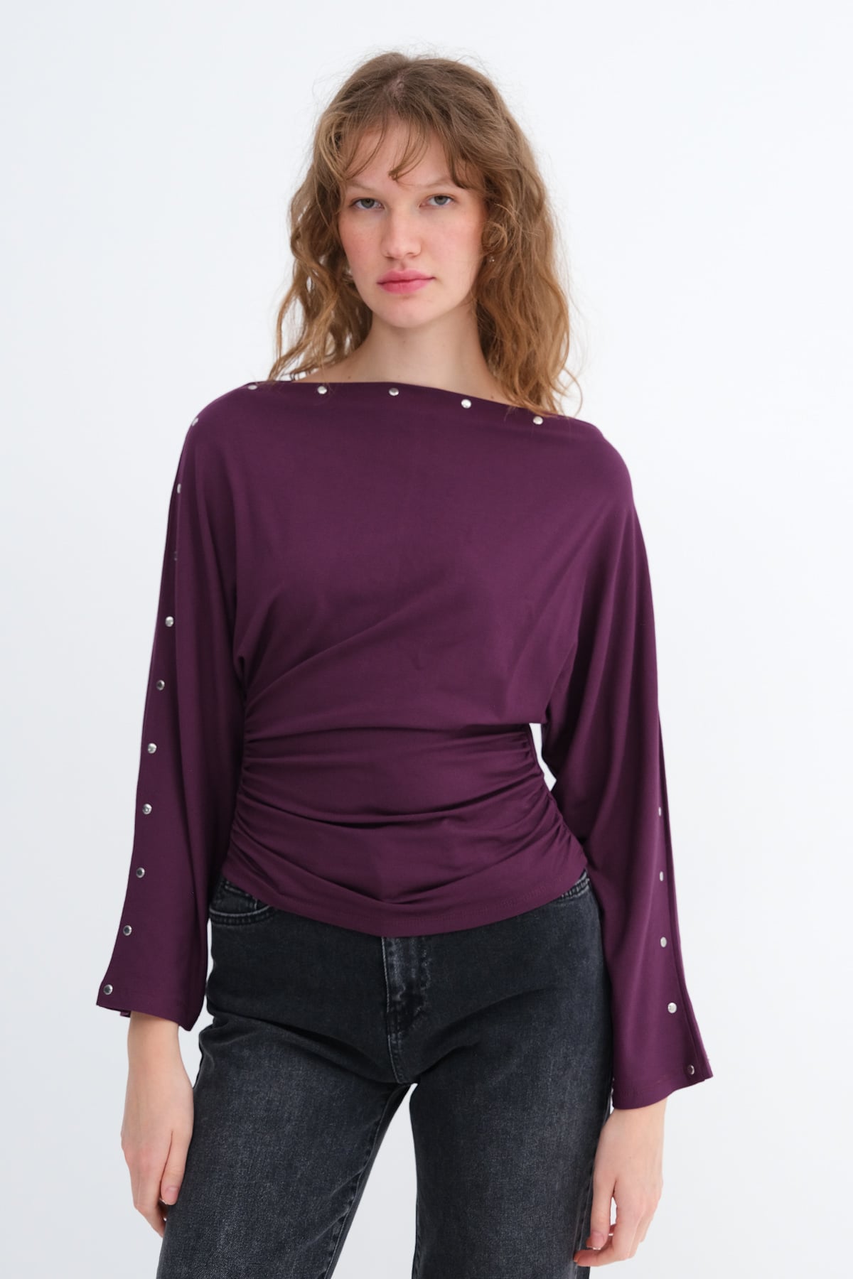 Gardenia_Stud-Detail-Long-Sleeve-Blouse-addax
