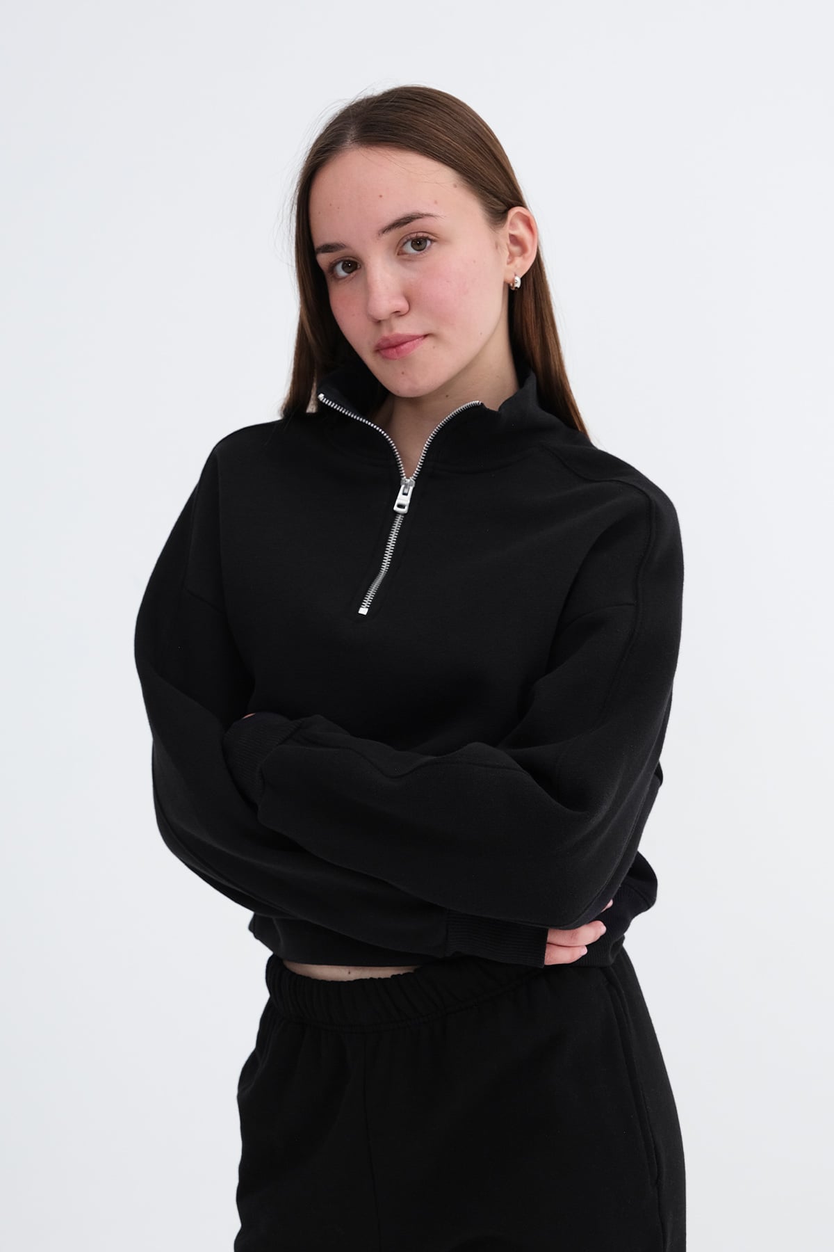 Black_Zippered-Collar-Fleece-Sweatshirt-addax