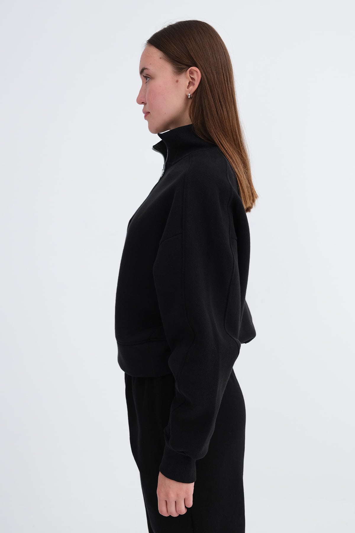 Black_Zippered-Collar-Fleece-Sweatshirt-addax