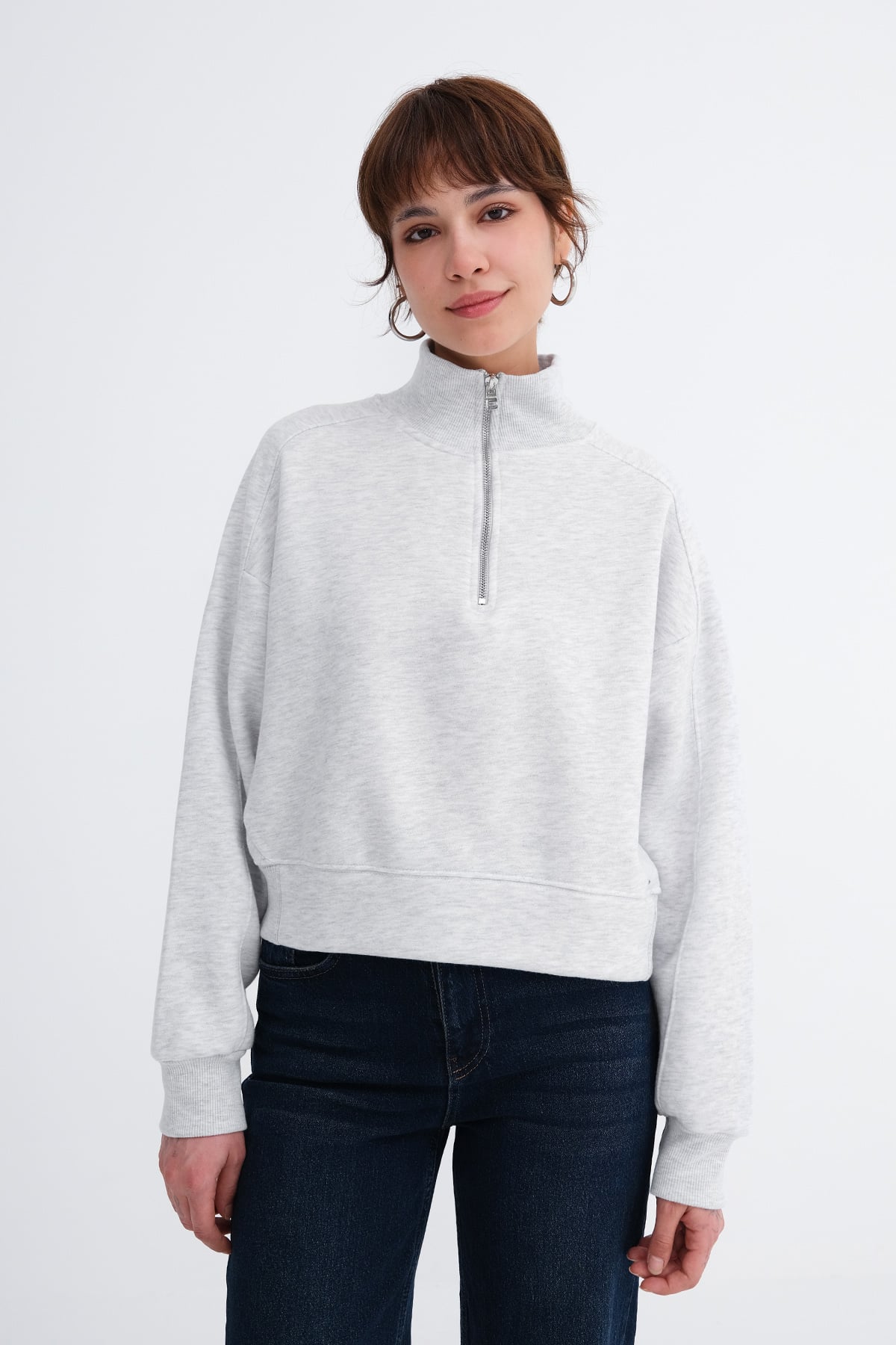 Snow-Melange_Zippered-Collar-Fleece-Sweatshirt-addax