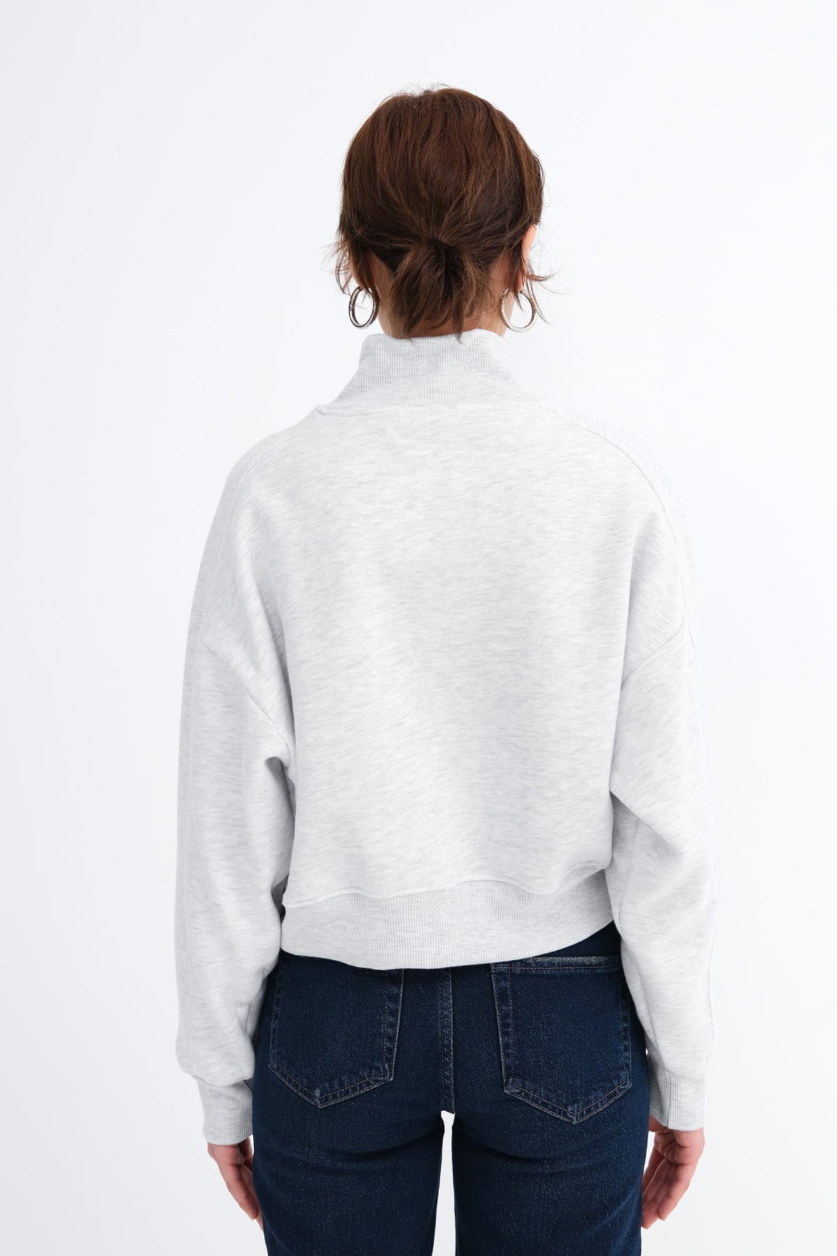 Snow-Melange_Zippered-Collar-Fleece-Sweatshirt-addax