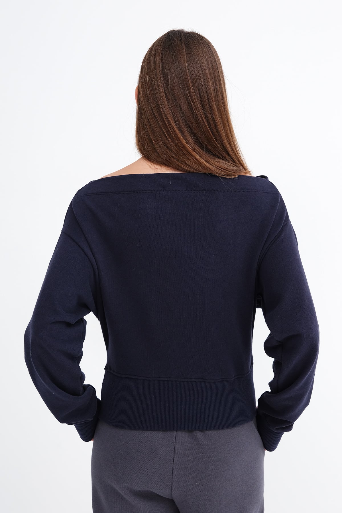 Dark-Night-Blue_Boat-Neck-Crop-Sweatshirt-addax