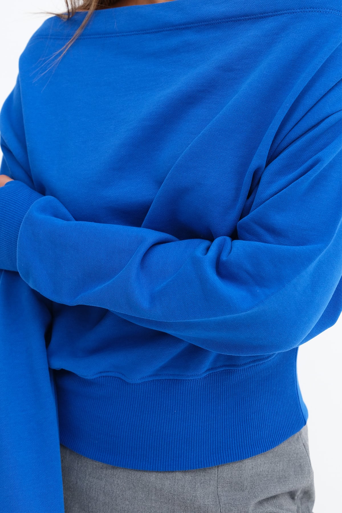 Royal-Blue_Boat-Neck-Crop-Sweatshirt-addax