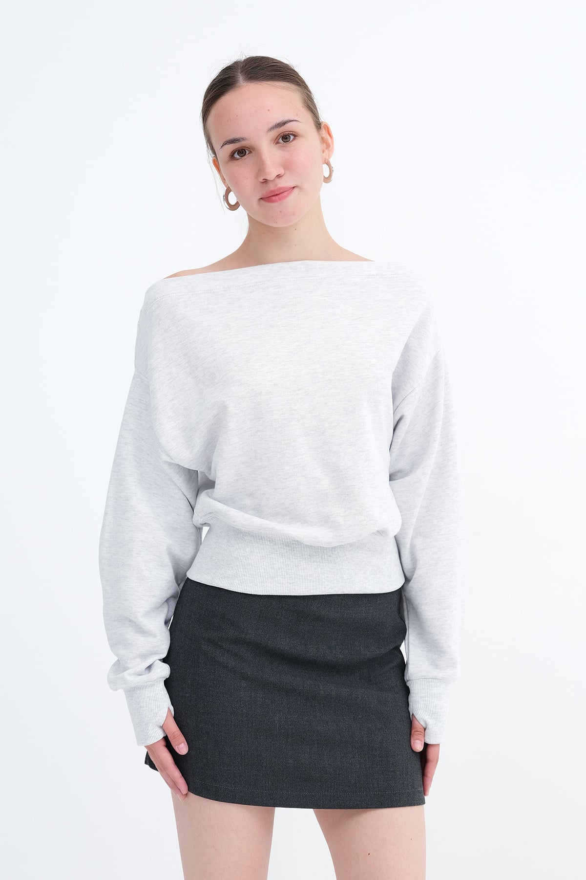 Snow-Melange_Boat-Neck-Crop-Sweatshirt-addax