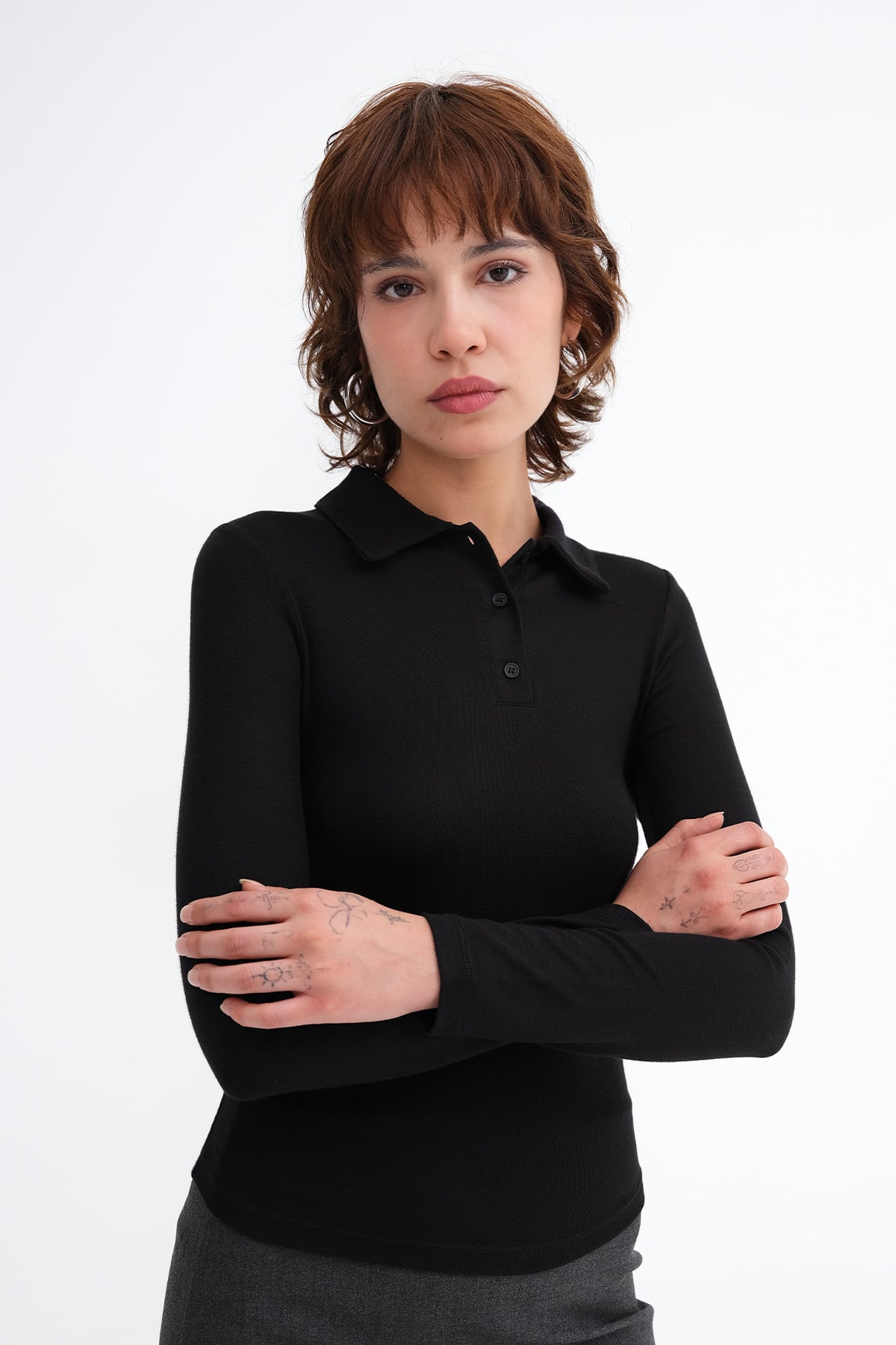 Black_Polo-Collar-Ruched-Blouse-addax