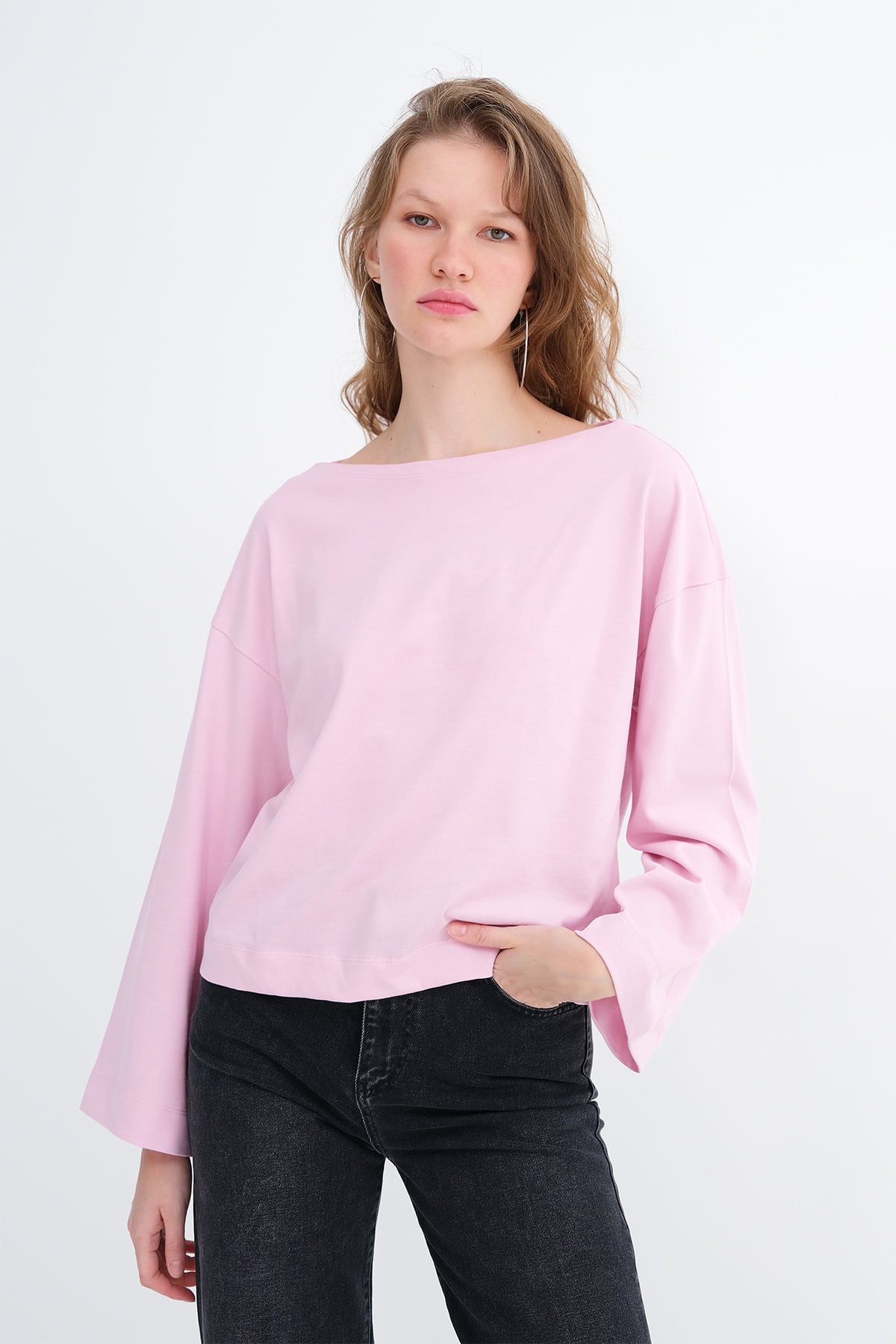 Off Shoulder Long Sleeve Basic T-shirt