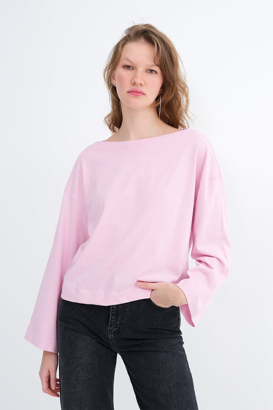 Begonia_Off-Shoulder-Long-Sleeve-Basic-T-shirt-addax