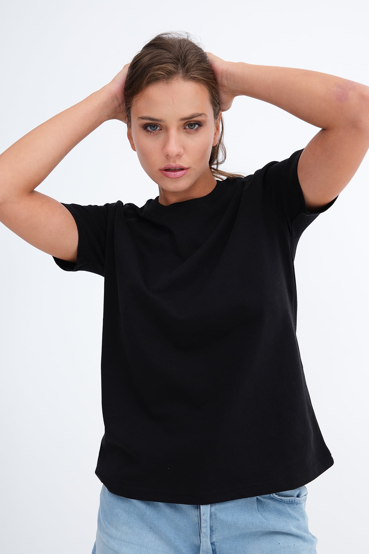 Black_Basic-T-shirt-P06047-addax