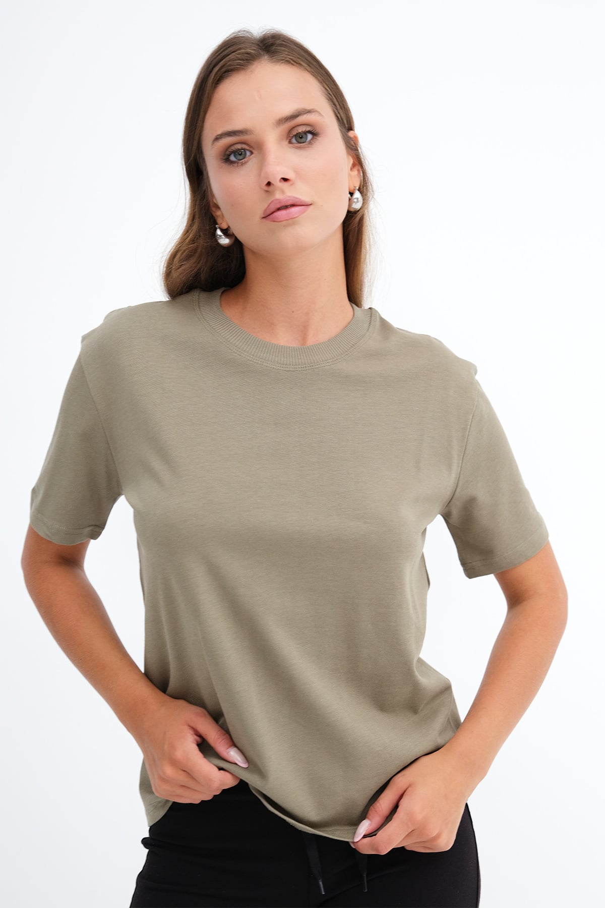 Khaki_Basic-T-shirt-P06047-addax
