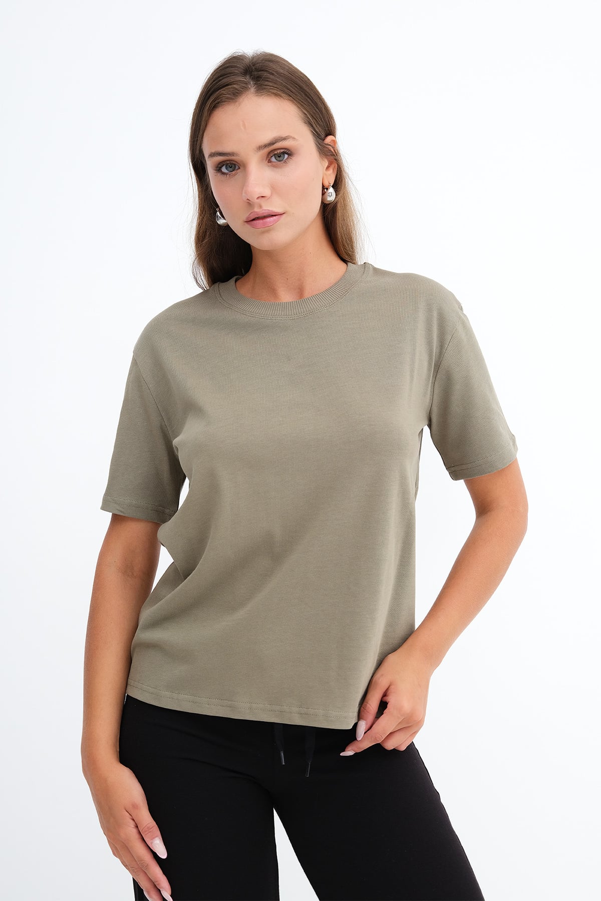 Khaki_Basic-T-shirt-P06047-addax