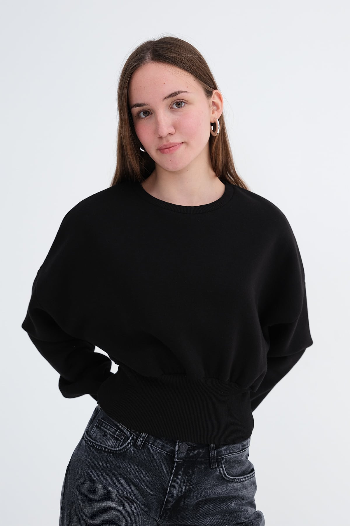 Black_Fleece-Lined-Cropped-Sweatshirt-addax