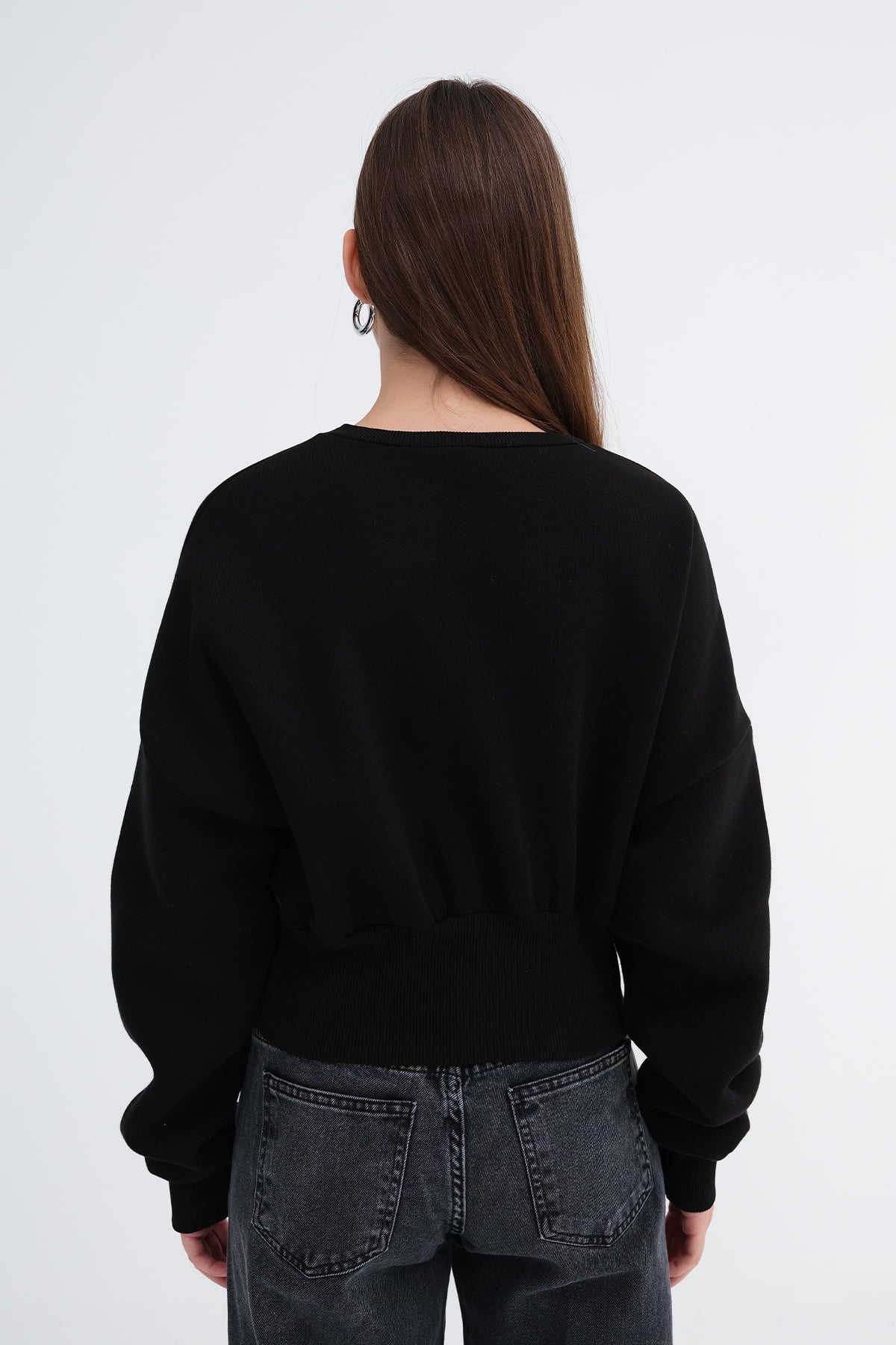Black_Fleece-Lined-Cropped-Sweatshirt-addax