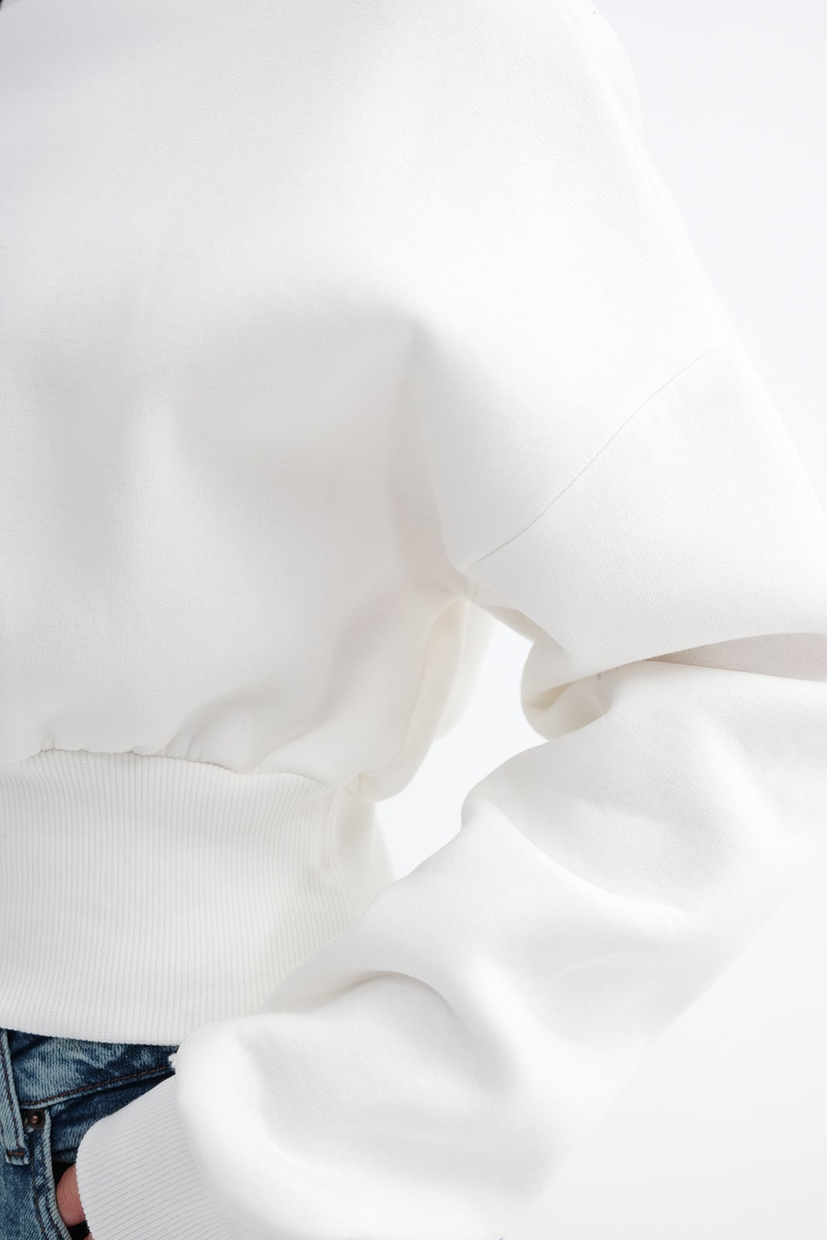 Ecru_Fleece-Lined-Cropped-Sweatshirt-addax