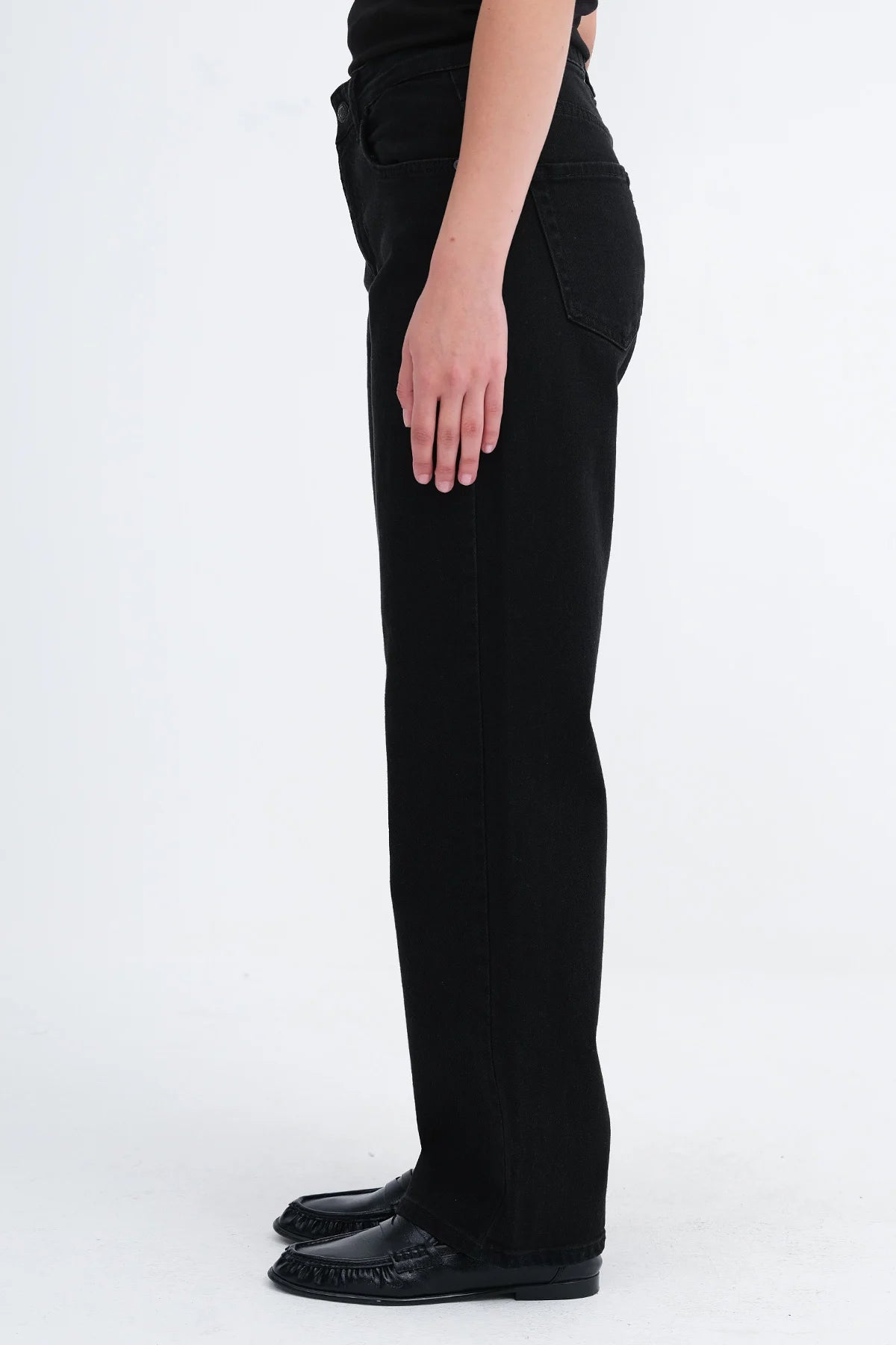 Black_Wide-Leg-Jeans-addax
