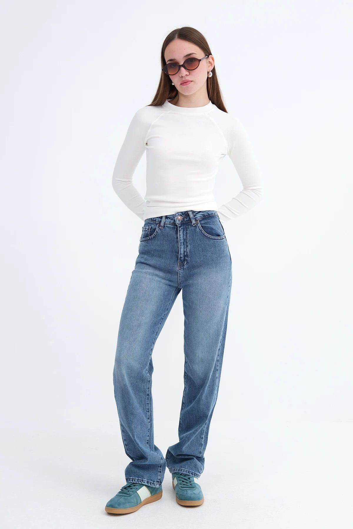 Blue_Wide-Leg-Jeans-addax