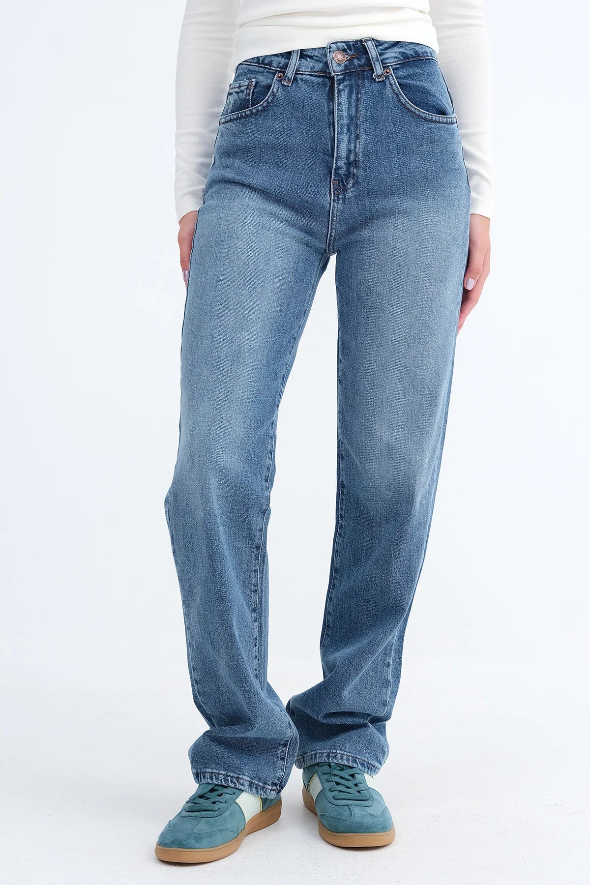 Blue_Wide-Leg-Jeans-addax