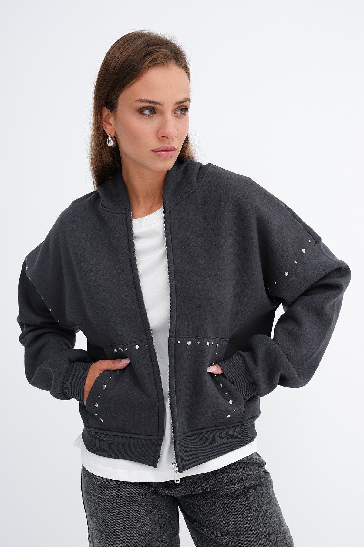 Charcoal_Zımba-Detaylı-Şardonlu-Sweatshirt-S12460-addax