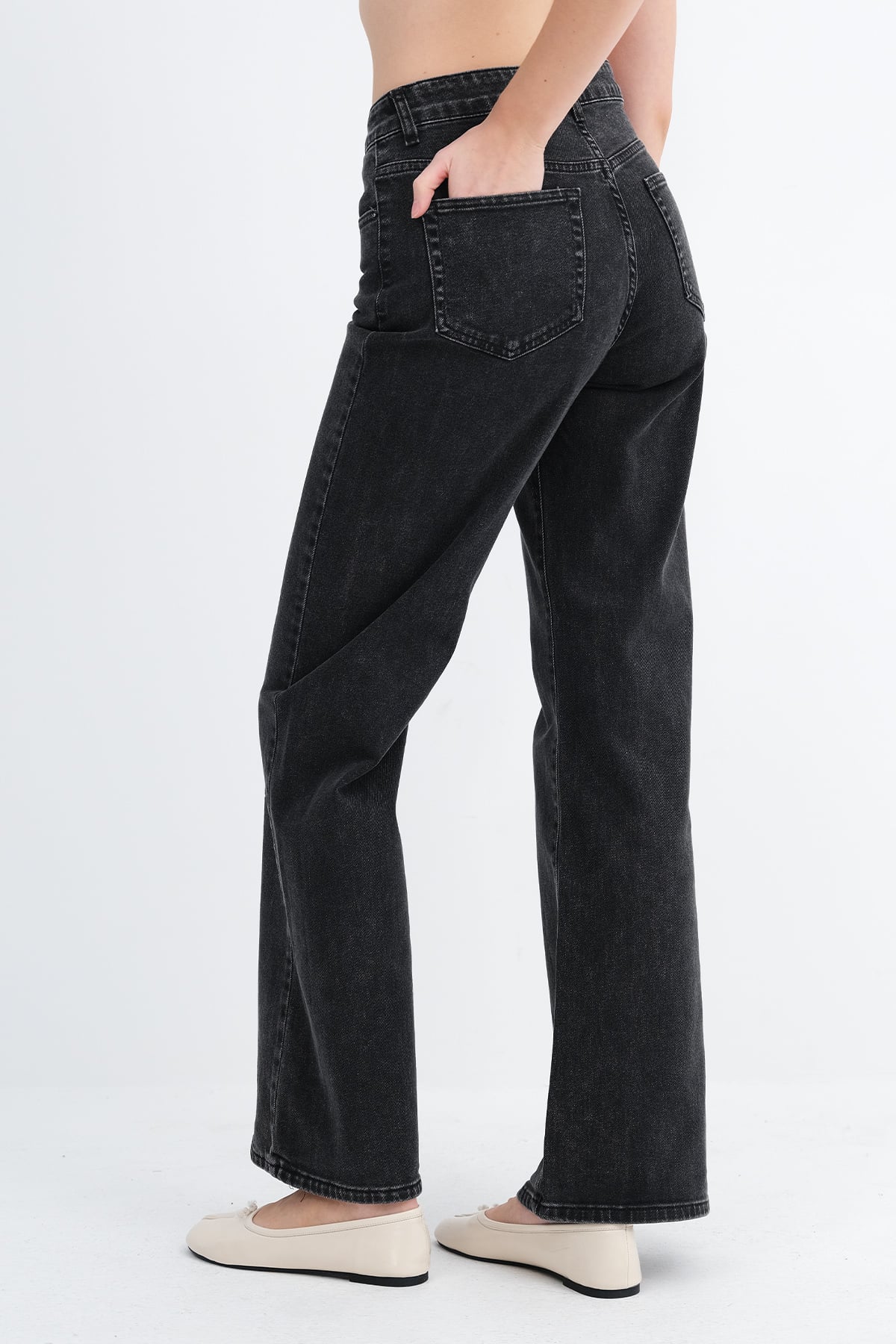 Charcoal_Wide-Leg-Jeans-addax
