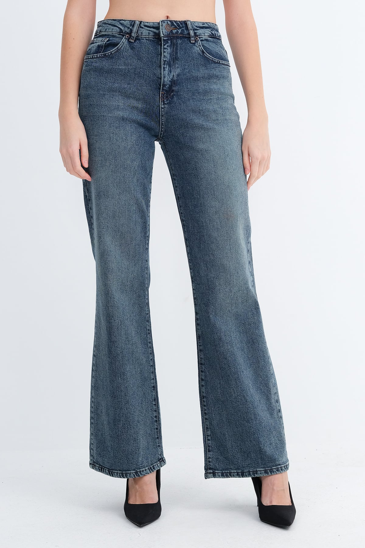 Green-Tint_Wide-Leg-Jeans-addax