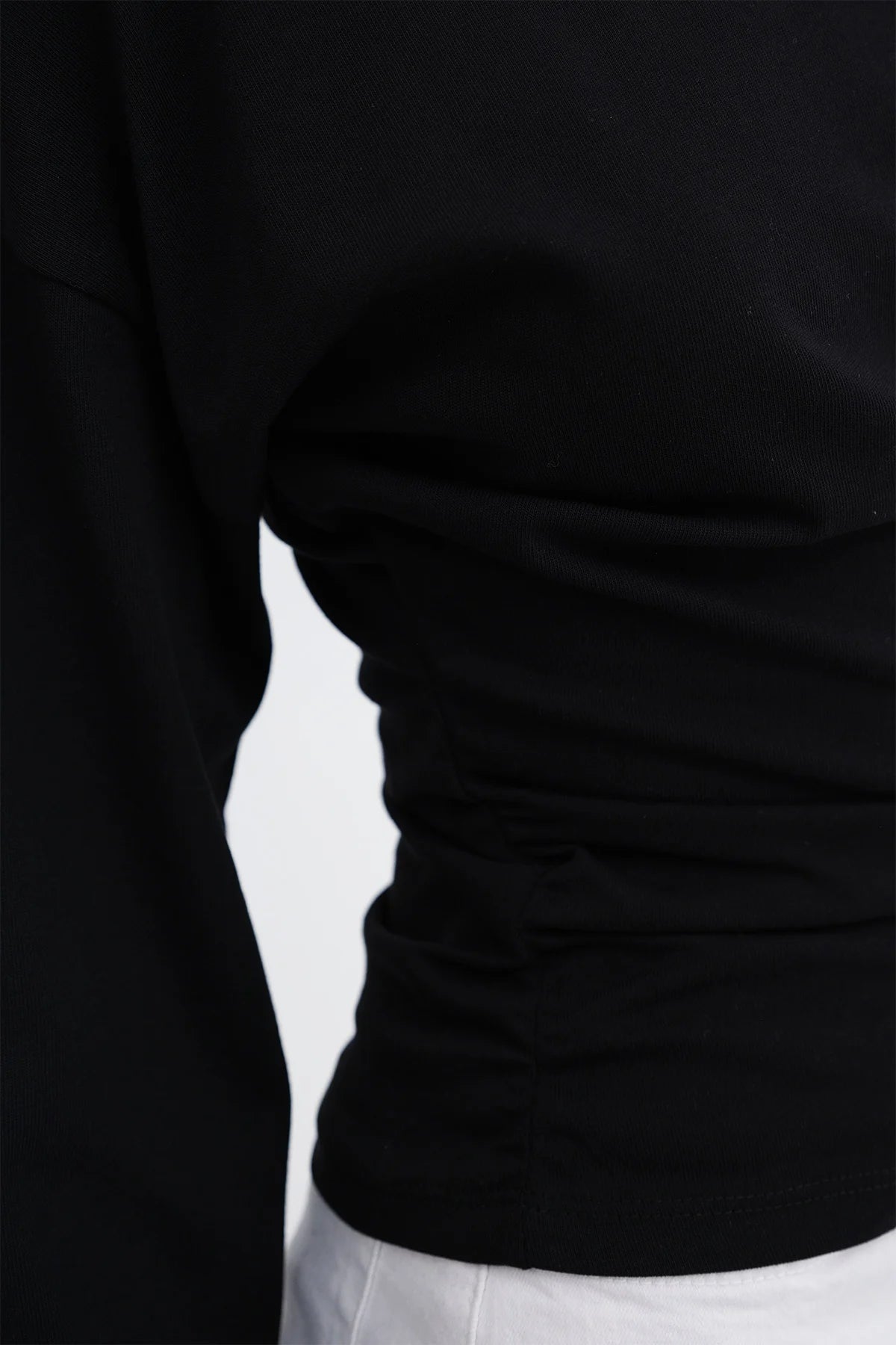 Black_Ruched-Long-Sleeve-T-shirt-addax