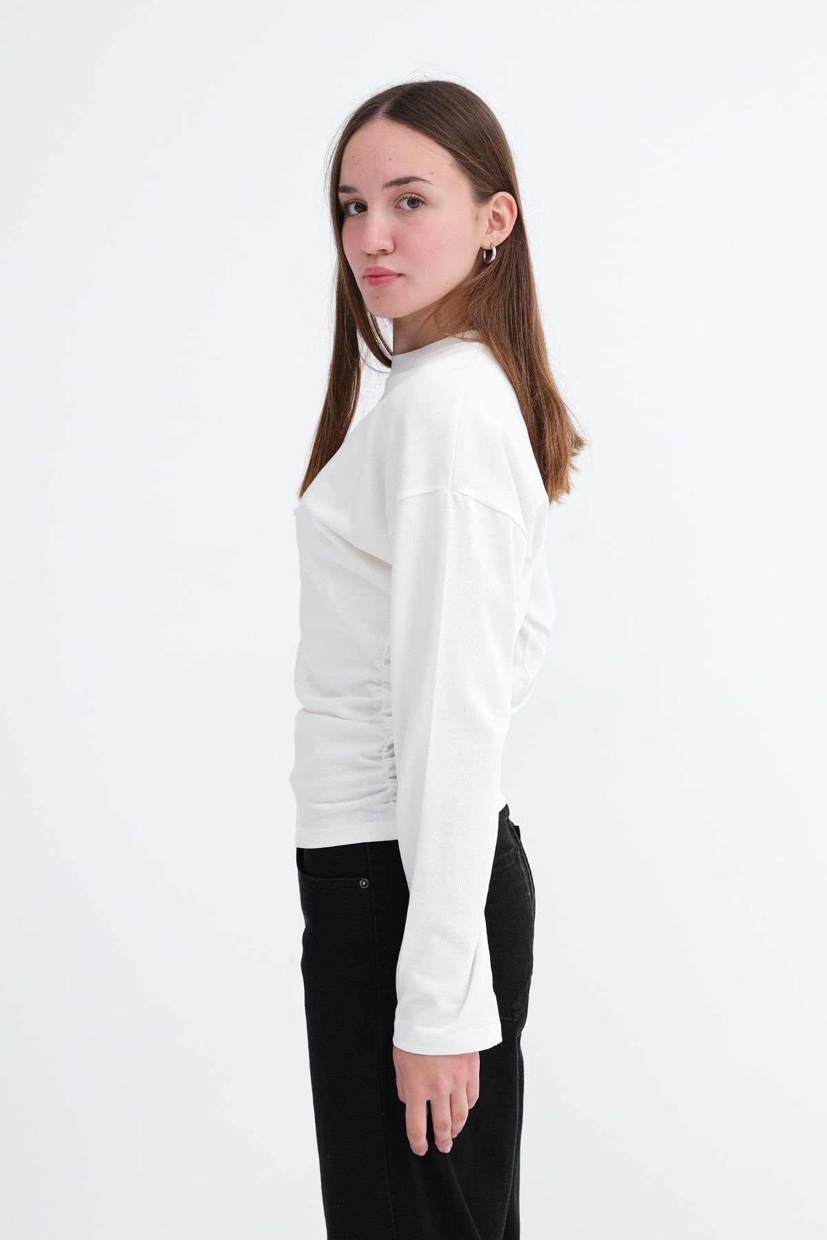 Ecru_Ruched-Long-Sleeve-T-shirt-addax