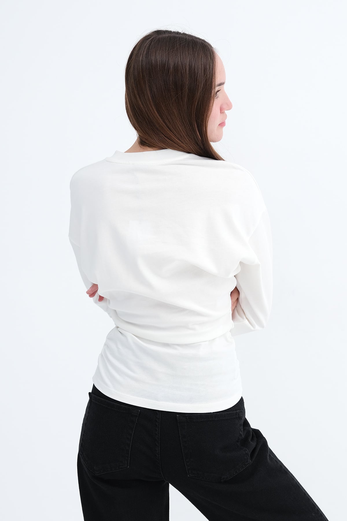 Ecru_Ruched-Long-Sleeve-T-shirt-addax