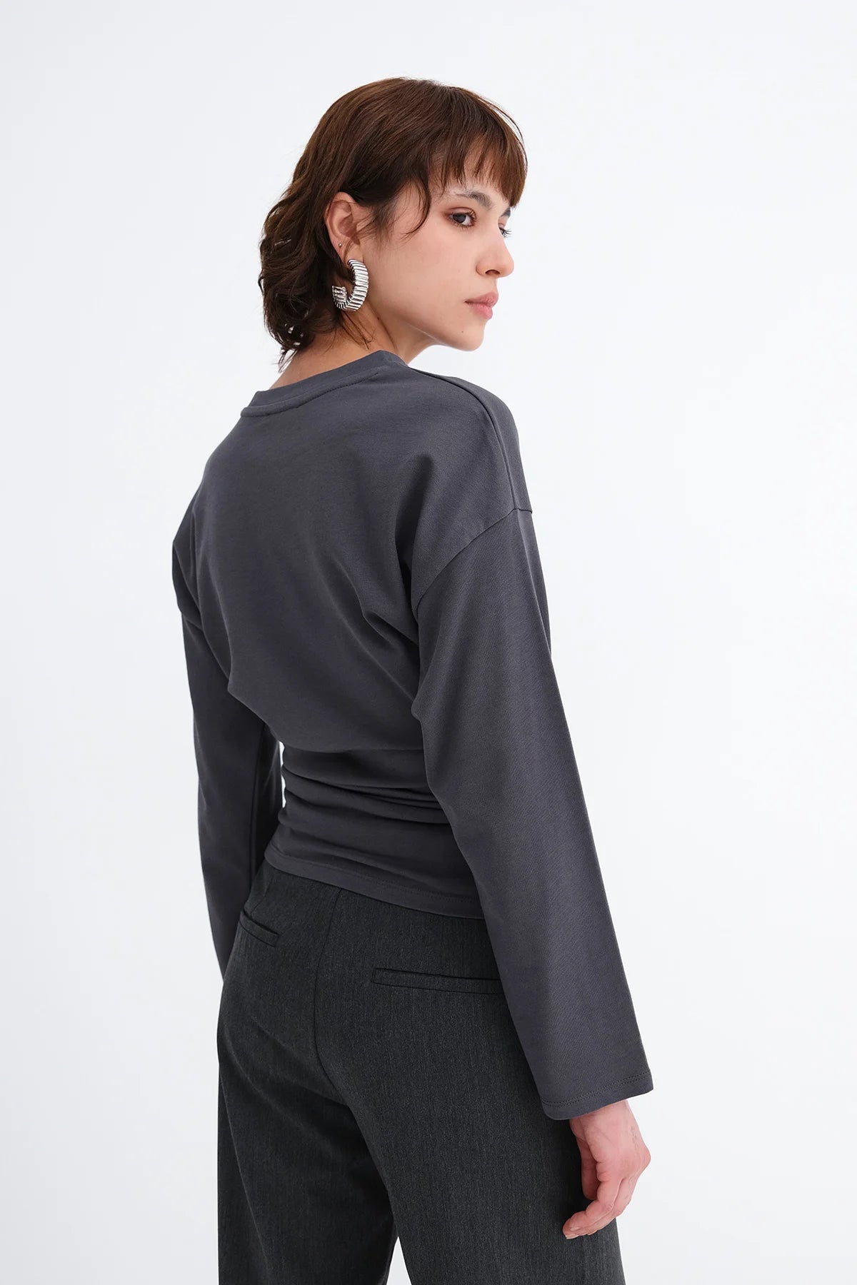 L.Charcoal_Ruched-Long-Sleeve-T-shirt-addax