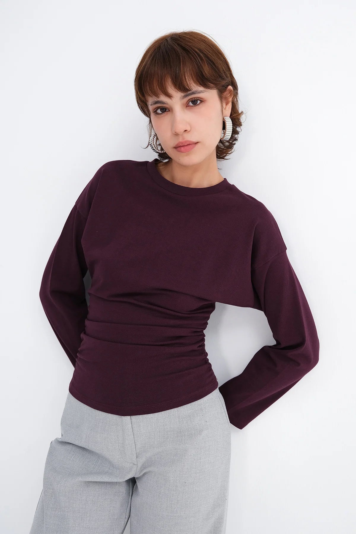 Gardenia_Ruched-Long-Sleeve-T-shirt-addax
