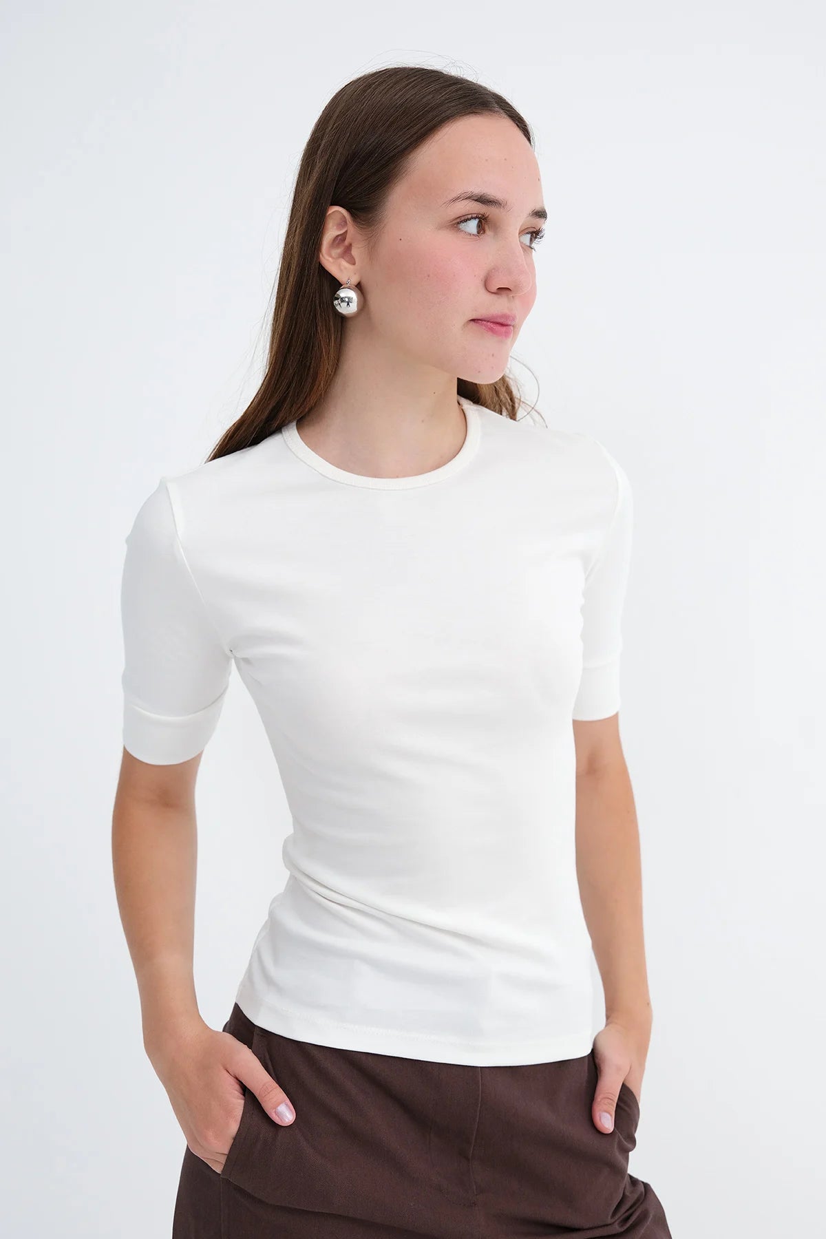 Ecru_Crew-Neck-T-shirt-addax
