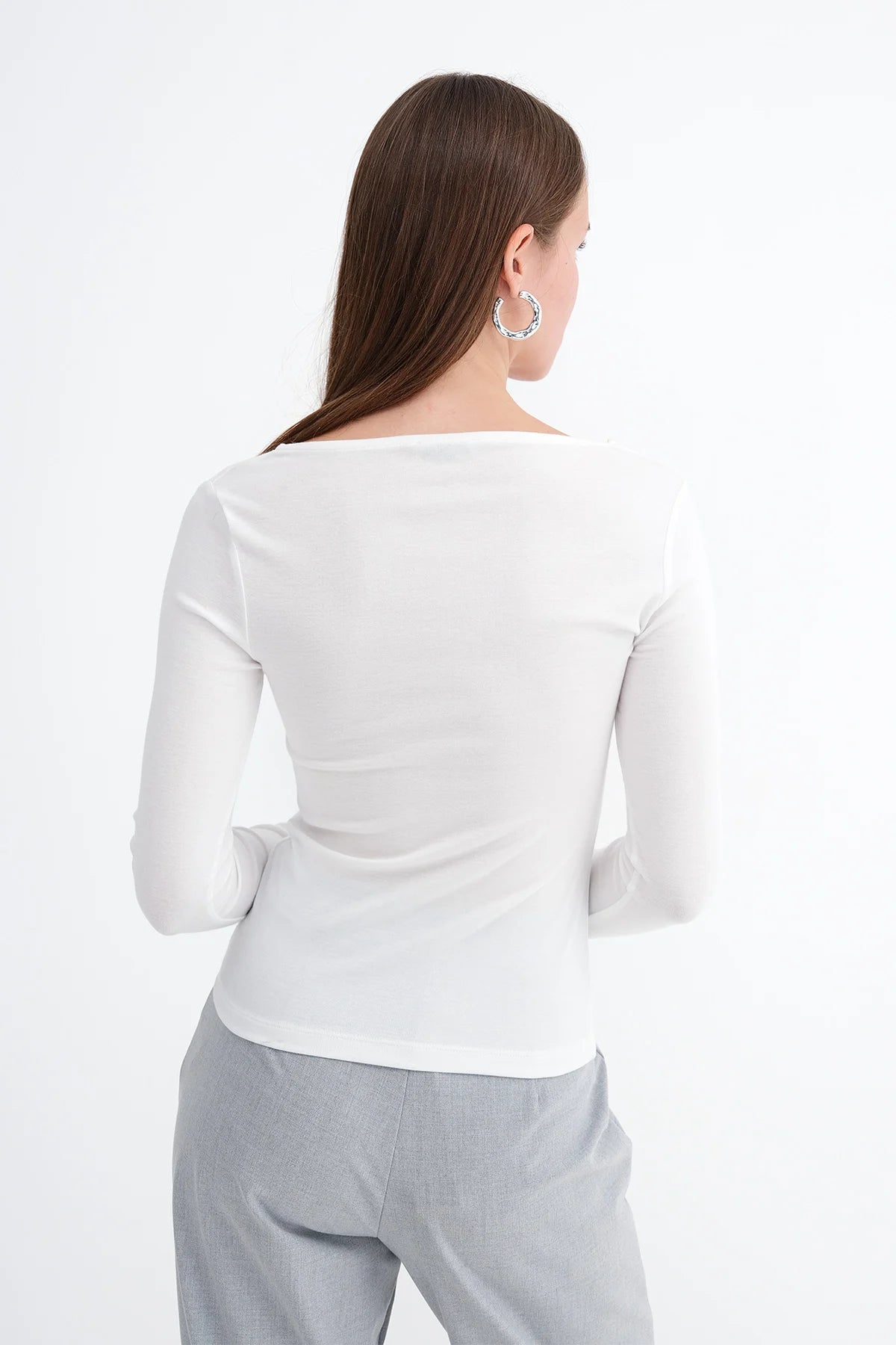White_Modal-Blouse-with-Lace- Collar-addax