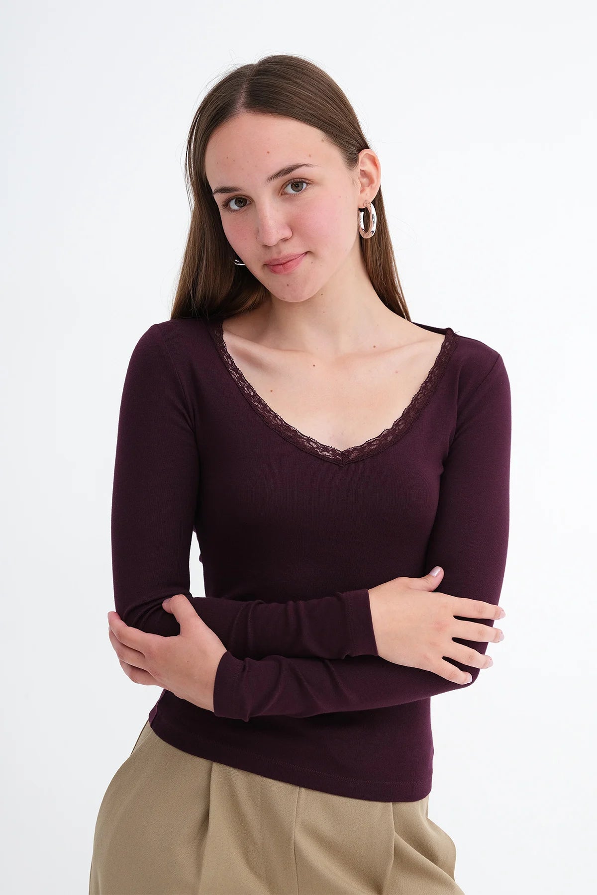 Gardenia_Modal-Blouse-with-Lace- Collar-addax