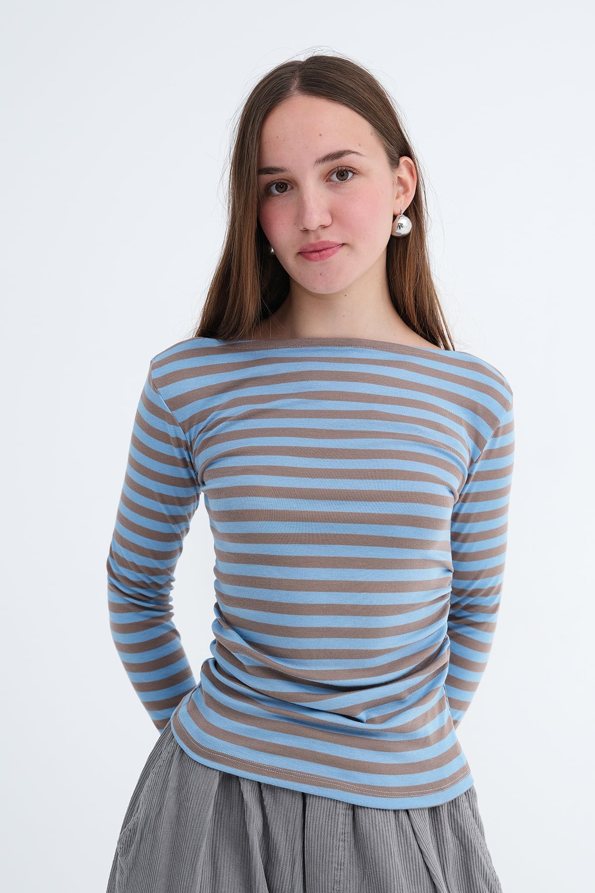 Blue-Brown_Boat-Neck-Striped-Blouse-addax