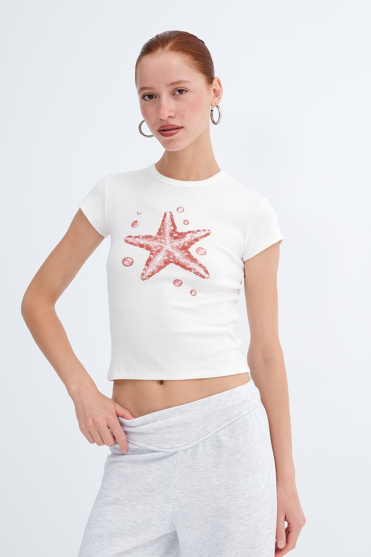 Ecru_Starfish-Print-Stone-Embellished-T-Shirt-addax